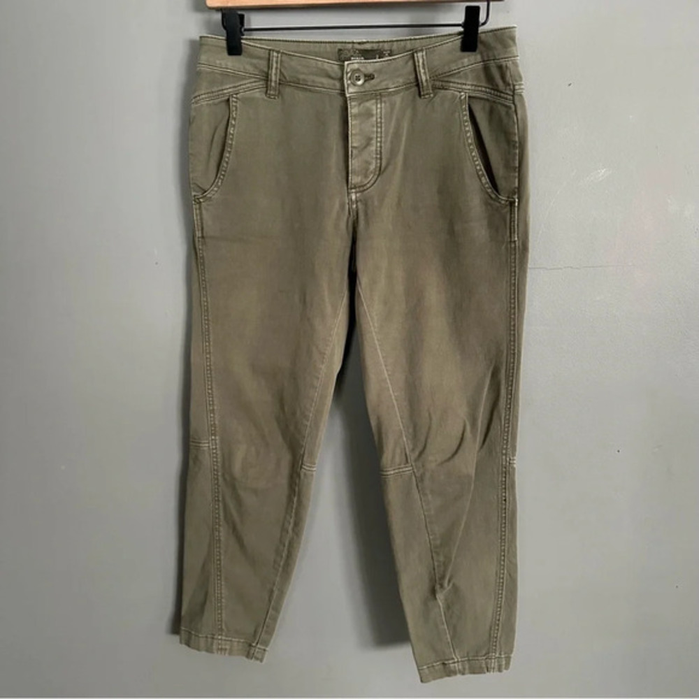Prana Button Fly Tapered Ankle‎ Pant - Army Green. Size 2